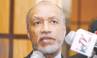 Mohamed bin Hammam từng có vai trò quan trọng tại FIFA và là công dân Qatar. Ảnh: AP