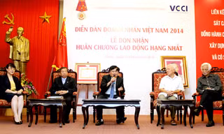 Doanh nhân Việt: 'Ba chìm bảy nổi chín lênh đênh'