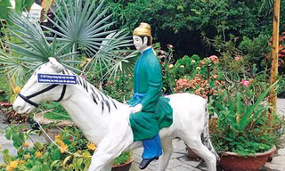 Tượng tạc hình ảnh Kim Trọng