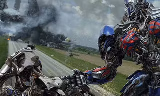 Một cảnh trong “Transformers 4” (Nguồn: Parampunt)
