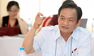  Đại biểu Trần Du Lịch - Tổ TPHCM. ảnh : Hồng vĩnh
