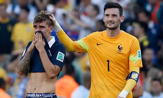 [ẢNH] Griezmann lệ rơi, Pháp đắng lòng rời World Cup 