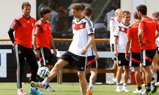 Tuyển Đức bị cách ly với bên ngoài tại đại bản doanh trong suốt World Cup 2014. Ảnh: Reuters