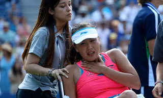 Dính chấn thương, Shuai Peng 'khóc như mưa' tại US Open