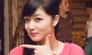 Triệu Thị Hà nhí nhảnh dự sinh nhật bạn thân 