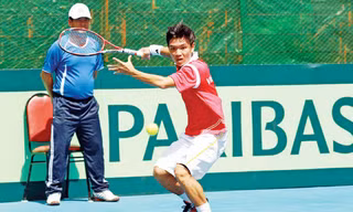 Hoàng Thiên có trận mở màn vòng loại Davis Cup rất thành công. ảnh: Tường Vũ