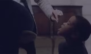 Clip quảng cáo gây tranh cãi trên truyền hình Nam Phi
