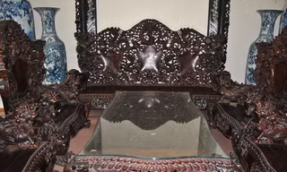 Đồ gỗ quý, đồng hồ cổ của trùm giang hồ Bắc Ninh