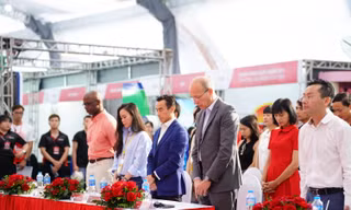 Hơn 9.000 VĐV dự giải Hà Nội Marathon tưởng niệm nạn nhân vụ hỏa hoạn chung cư mini