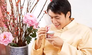 Tết này anh đừng đến xông nhà