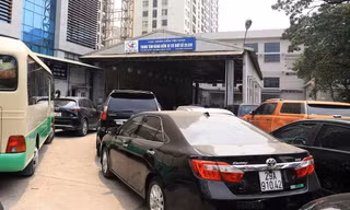 Gần 1,4 triệu ô tô có thể được giãn đăng kiểm thêm 6 tháng