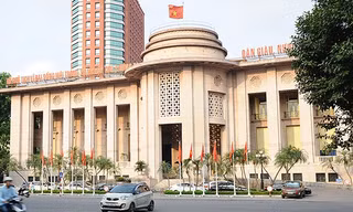 Khách vay ngân hàng gặp khó khăn sẽ được giãn nợ 1 năm 