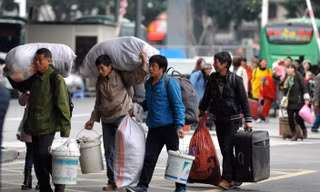 Ảnh: Lao động nhập cư ở ga Phúc Châu, Phúc Kiến, Trung Quốc