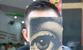 ‘Sói ăn chay’ viết sách