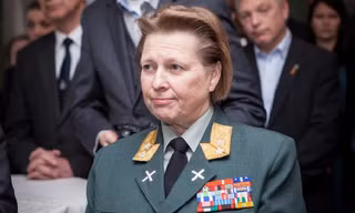 Thiếu tướng Kristine Lund