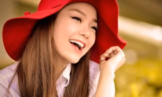 Minh Hằng đẹp dịu dàng đến mơ màng
