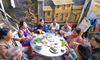 Xóm chạy thận ở Đà Nẵng: Bữa cơm tất niên chỉ mong 'còn đủ người'