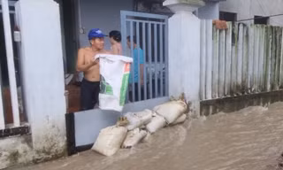 Bùn đất từ cụm công nghiệp trăm tỷ liên tục tấn công nhà dân, quận Cẩm Lệ nói gì?
