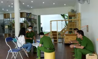 Vụ cô giáo bạo hành, cho trẻ ăn lại đồ nhả ra: Nhóm trẻ nộp đơn xin giải thể