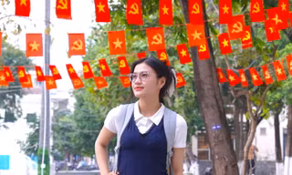 Trường học Đà Nẵng rực sắc cờ chào mừng kỷ niệm Ngày Thống nhất đất nước