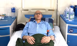 Hai học trò vùng cao lỡ hẹn thi tốt nghiệp THPT vì mắc bệnh hiểm nghèo