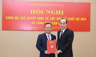 Giới thiệu ông Nguyễn Quốc Huy vào vị trí Chủ tịch UBND thành phố Lào Cai