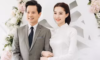 Hoa hậu Thu Thảo mặc áo dài trắng giản dị trong lễ đính hôn
