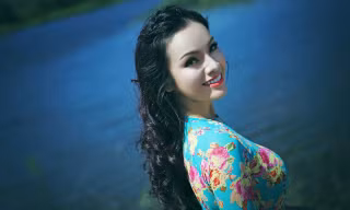 Ca sĩ Tân Nhàn.