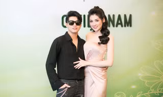 Á hậu Tú Anh vai trần gợi cảm, sánh vai Noo Phước Thịnh