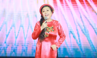 NSND Thu Hiền.