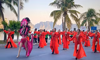 Bất ngờ thay đổi thời gian tổ chức Carnaval Hạ Long 