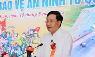 Phó Thủ tướng Phạm Bình Minh dự Ngày hội Toàn dân bảo vệ an ninh Tổ quốc tại Quảng Ninh