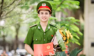 Hot boy Học viện Cảnh sát: Người có vợ thi hoa hậu, kẻ cover nhạc Hàn