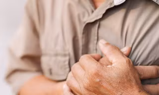 Bác sĩ cảnh báo: Uống rượu gây hạ đường huyết ở người bệnh tiểu đường
