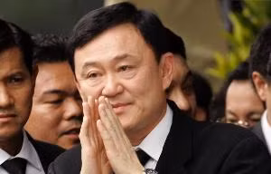 Ông Thaksin sắp nhận lại hộ chiếu Thái Lan