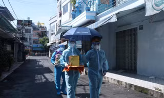 'Không thể quên hình ảnh cán bộ, chiến sỹ chăm sóc thi hài nạn nhân COVID-19'