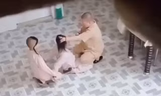 Thu quyết định bổ nhiệm trụ trì, biệt chúng 6 tháng với sư cô bạo hành trẻ em