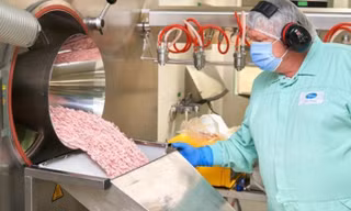 Chủ tịch TPHCM kiến nghị cho phép sản xuất, lưu hành rộng rãi thuốc kháng virus