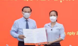 Thành uỷ TPHCM triển khai quyết định của Ban Bí thư về công tác cán bộ