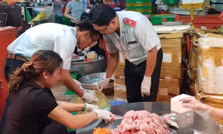 TPHCM muốn lập một sở mới, lo an toàn 'mâm cơm' cho các gia đình