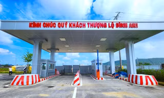 Vì sao bến xe 32 tỷ đồng ở Nghệ An xây xong vẫn chưa hoạt động?