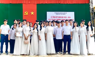 Một lớp 40 học sinh đều đậu đại học, nhiều trường thuộc top đầu cả nước