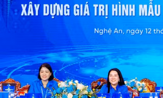Tuổi trẻ Nghệ An đưa khát vọng vươn biển lớn, cùng thanh niên khởi nghiệp