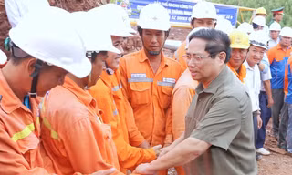 Thủ tướng Phạm Minh Chính phát động 'thi đua cao điểm nước rút' thực hiện dự án đường dây 500kV mạch 3