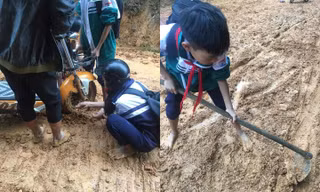 Xôn xao cảnh đường bùn nhão nhoét, học sinh vừa đi học vừa vác cuốc san đường