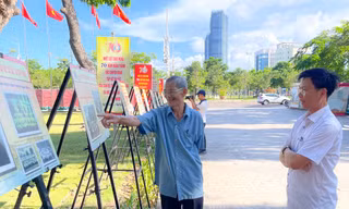 Bình Định trưng bày tài liệu lưu trữ 'Ký ức thanh xuân tập kết ra Bắc'