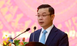 Ông Đỗ Hữu Huy giữ chức Chủ tịch UBND tỉnh Bình Thuận