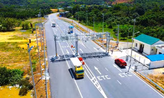 Hệ thống cân tự động hoạt động trên một tuyến cao tốc