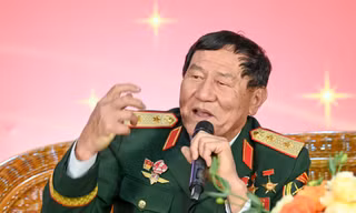 ‘Huyền thoại bắn hạ B-52’ truyền lửa nhiệt huyết cho tân binh Thủ đô