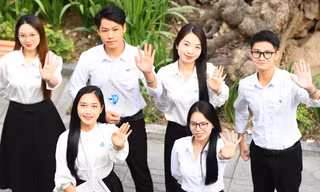 Sinh viên Việt Nam viết tiếp câu chuyện hòa bình bằng khát vọng làm chủ tri thức khoa học - công nghệ